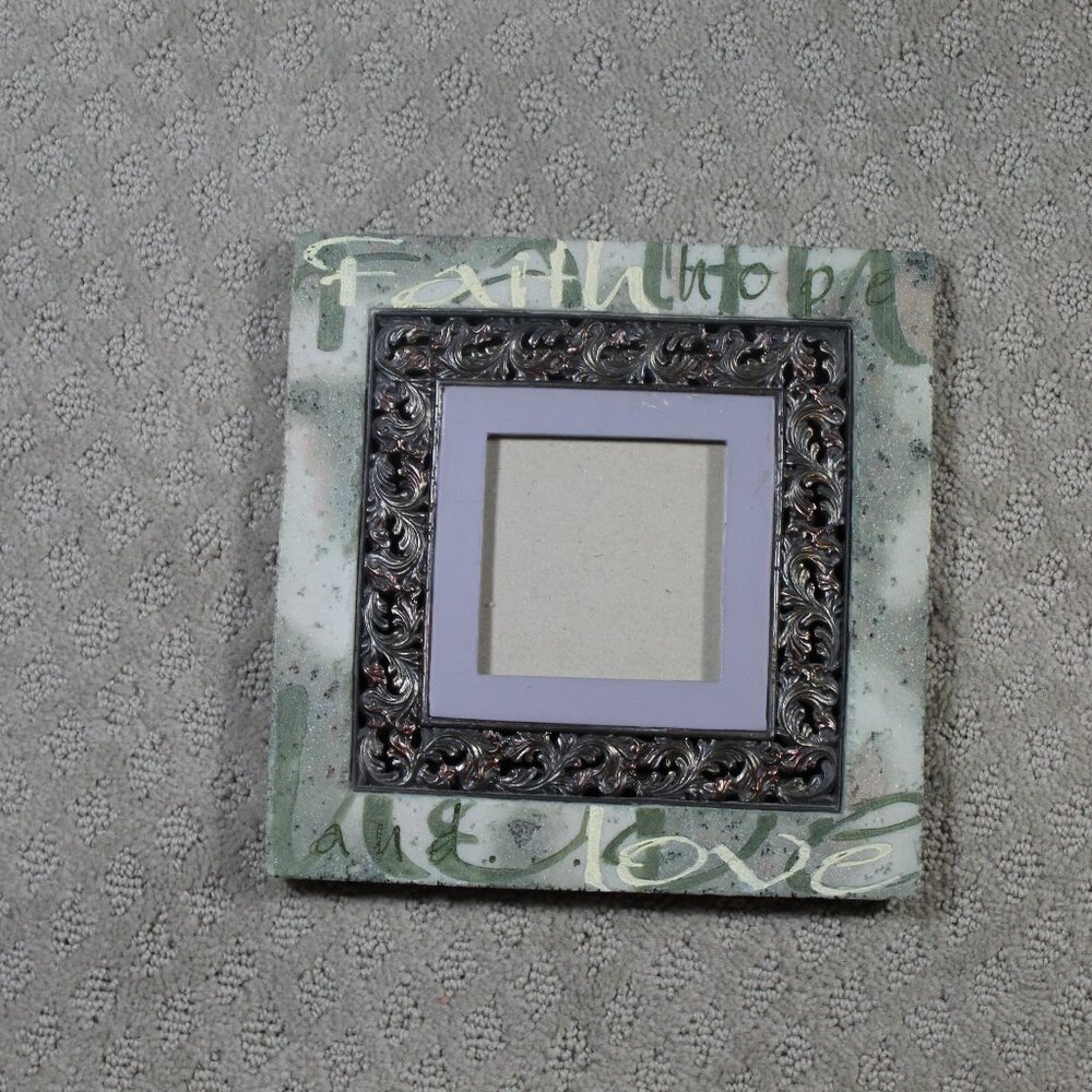 Green Resin Faux Rock Faith Hope & Love w Metal Scrolling 3x3 Picture Frame EUC